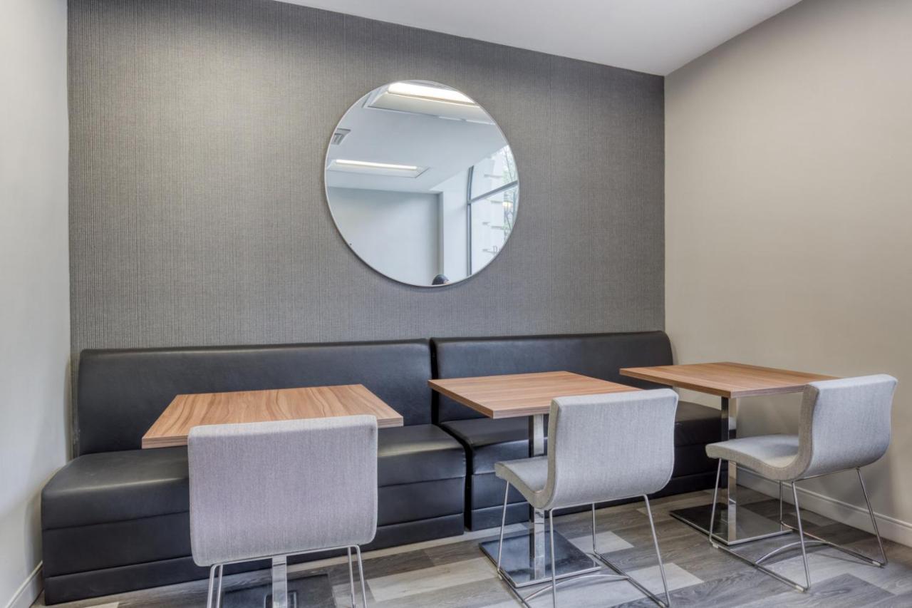 Uws 1br W Doorman Nr Central Park Nyc-821 Appartamento New York